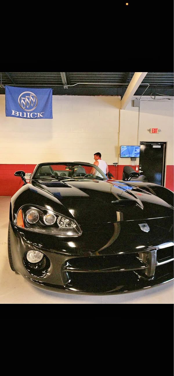 2006 Dodge Viper - SRT10 Convertible 2D