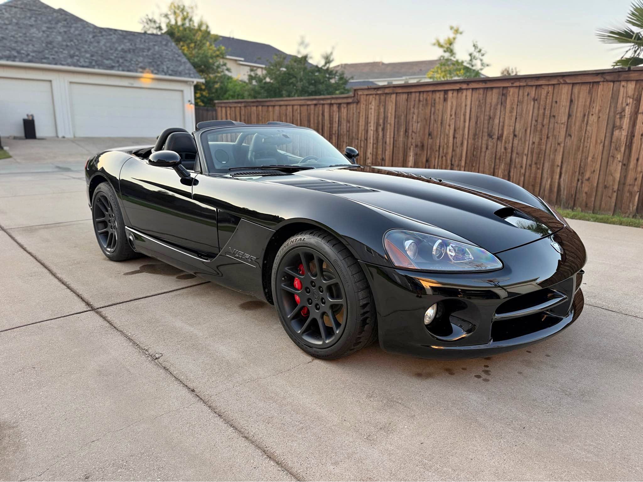 2004 Dodge Viper - SRT10 Convertible 2D