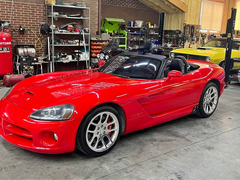 2004 Dodge Viper - SRT10 Convertible 2D