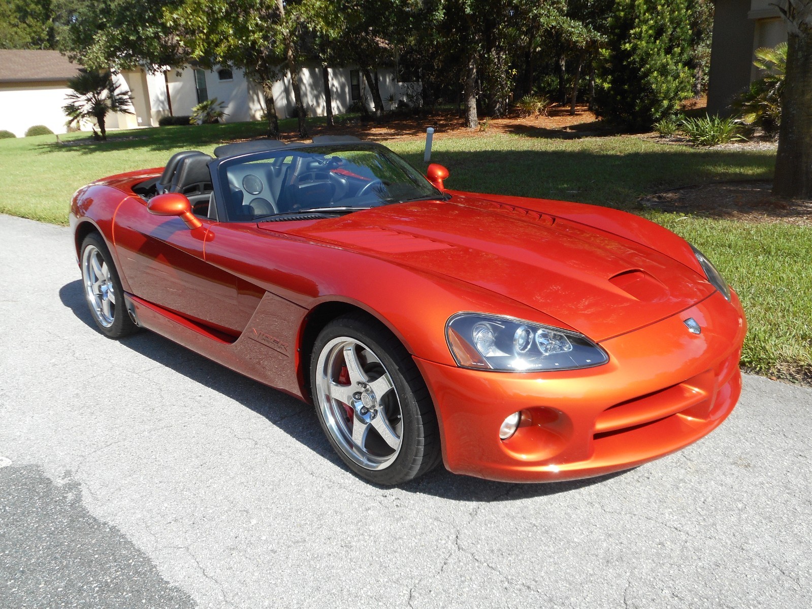 2005 Dodge Viper SRT-10