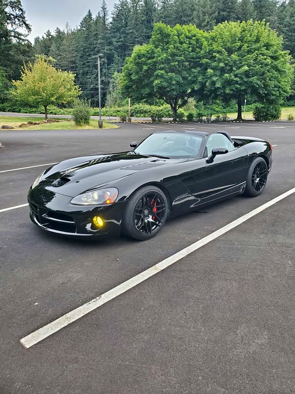 2004 Dodge Viper - SRT10 Convertible 2D