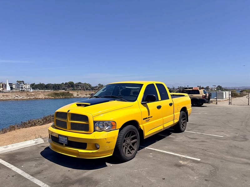 2005 Dodge Ram 1500 Quad Cab - SRT10 Viper Truck