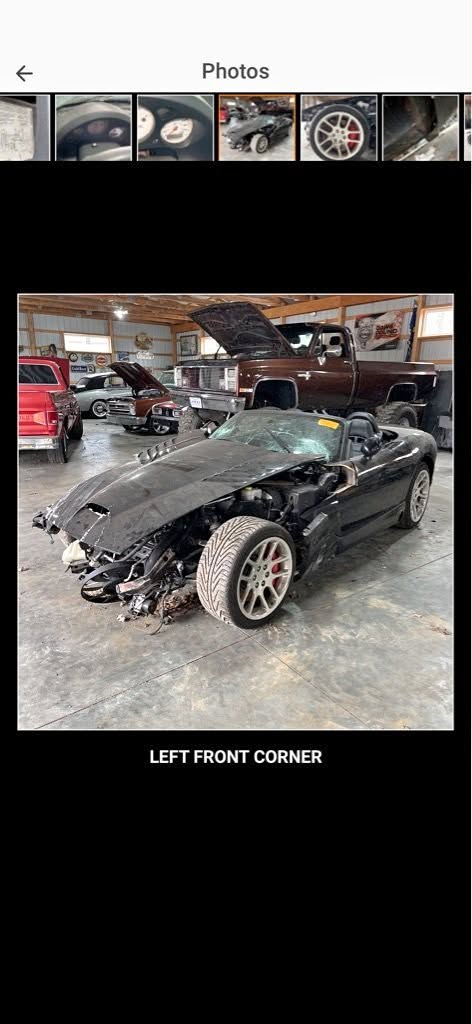 2004 Dodge Viper
