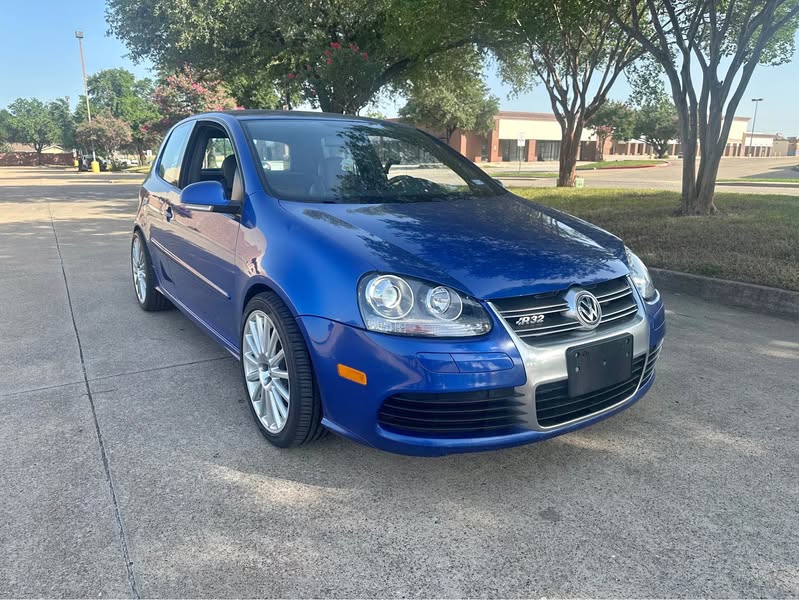 2008 Volkswagen R32 - Hatchback 2D