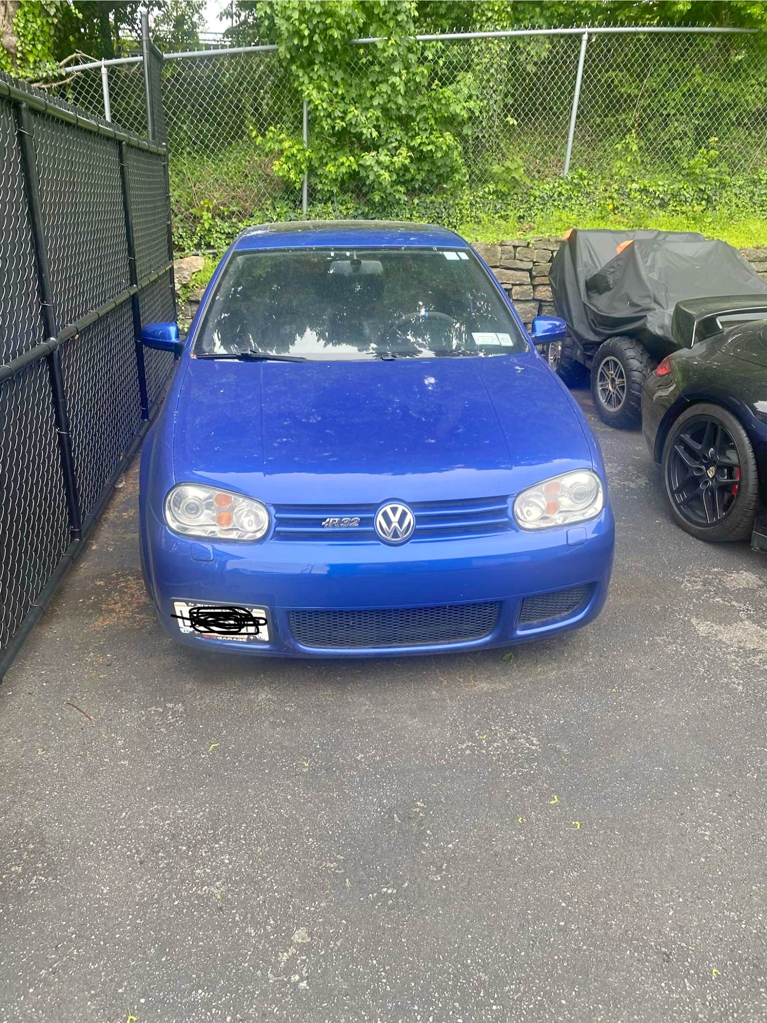 2004 Volkswagen R32 - Hatchback 2D