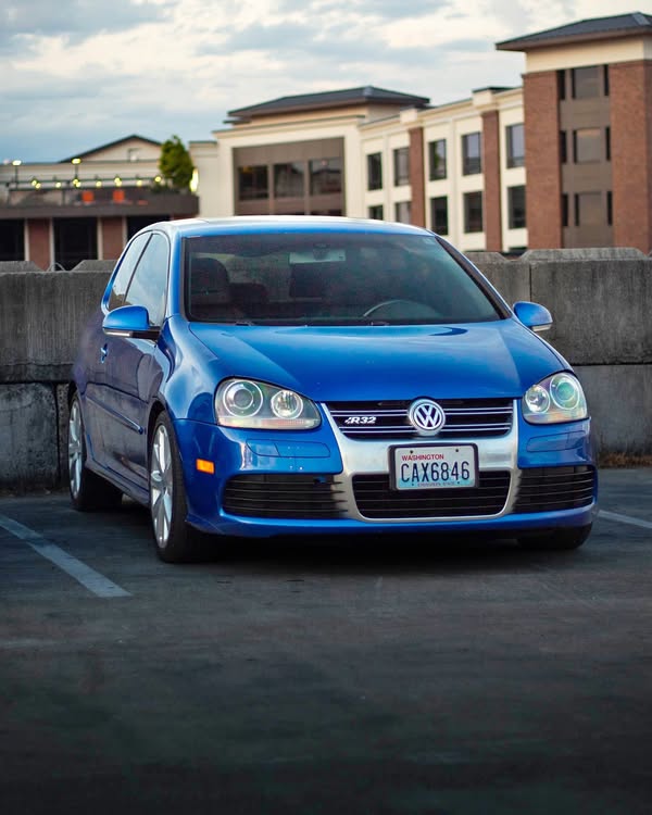 2008 Volkswagen R32 - Hatchback 2D