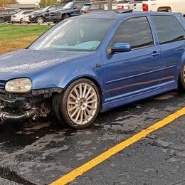 2004 Volkswagen R32 - Hatchback 2D