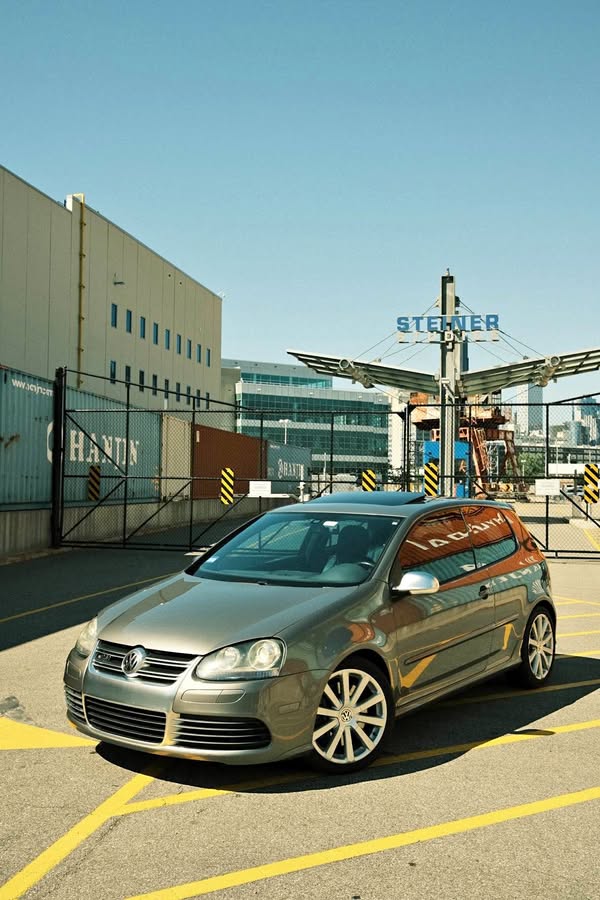 2008 Volkswagen R32 - Hatchback 2D