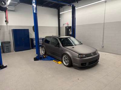 2004 Volkswagen R32 - Hatchback 2D