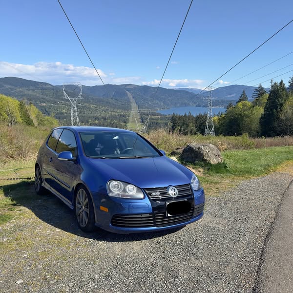 2008 Volkswagen R32 - Hatchback 2D