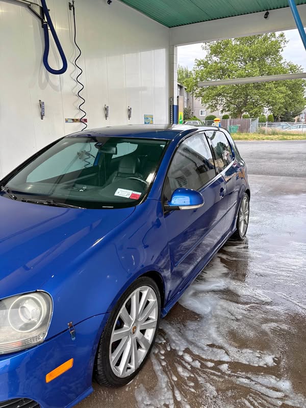 2008 Volkswagen R32 - Hatchback 2D