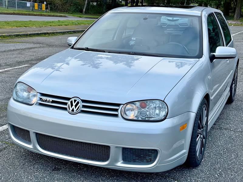 2004 Volkswagen R32 - Hatchback 2D