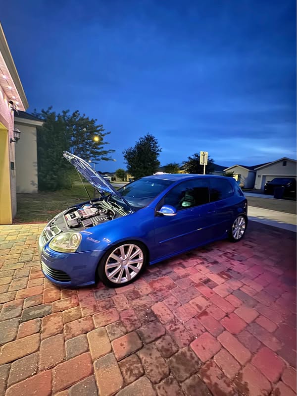 2008 Volkswagen R32 - Hatchback 2D
