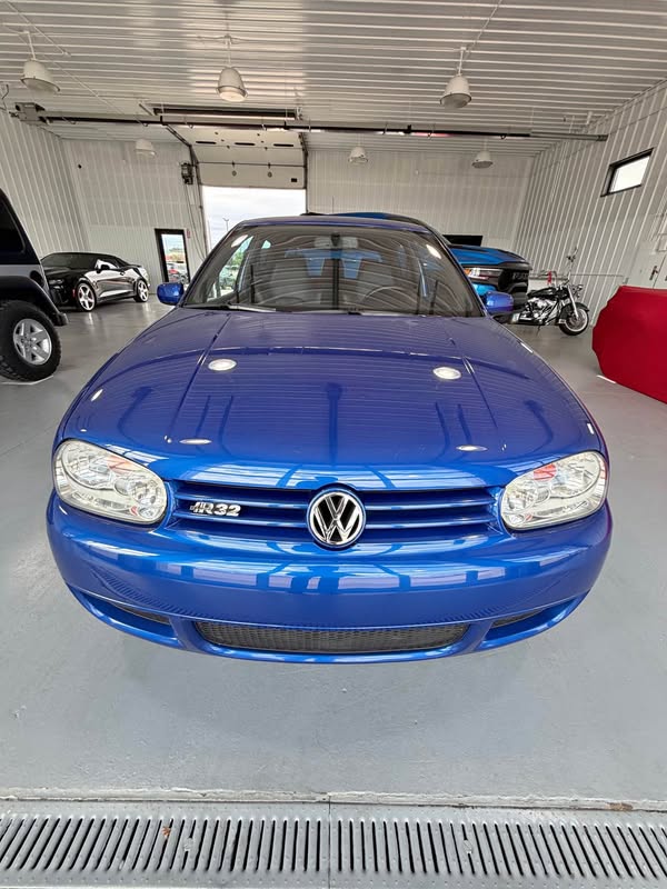 2004 Volkswagen R32 - Hatchback 2D