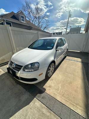 2008 Volkswagen R32 - Hatchback 2D