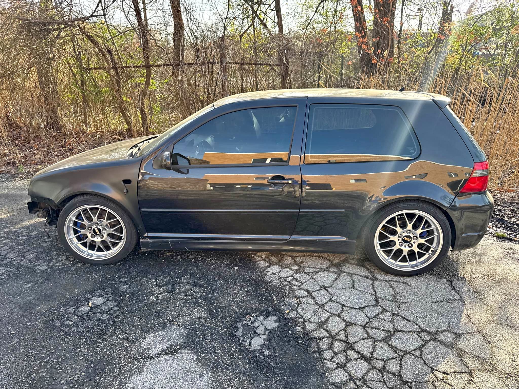 2004 Volkswagen R32 - Hatchback 2D