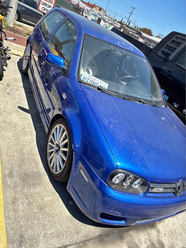 2004 Volkswagen R32 - Hatchback 2D