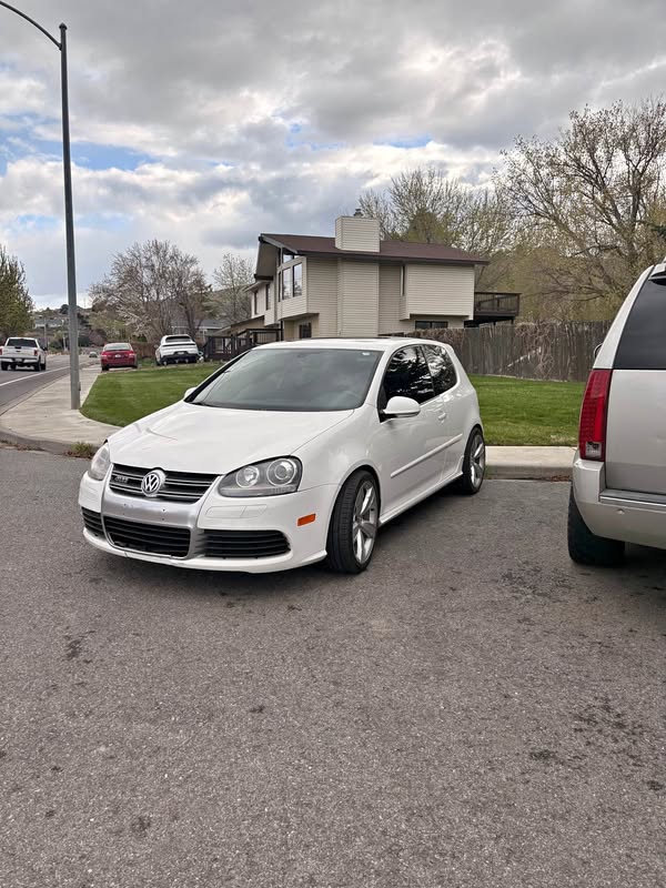 2008 Volkswagen R32 - Hatchback 2D