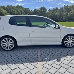 2008 Volkswagen R32