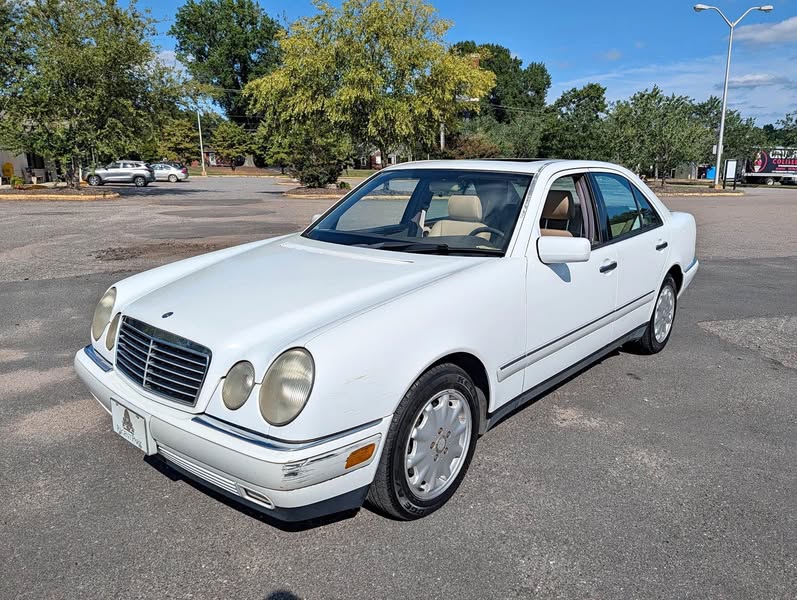 1997 Mercedes-Benz E-Class - E 320 Sedan 4D