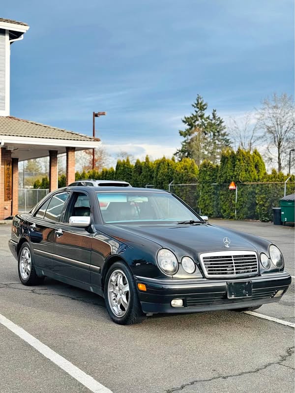 1997 Mercedes-Benz E-Class - E 320 Sedan 4D