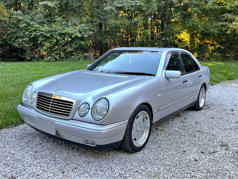 1996 Mercedes-Benz E-Class - E 320 Sedan 4D