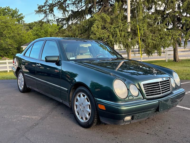 1996 Mercedes-Benz E-Class - E 320 Sedan 4D