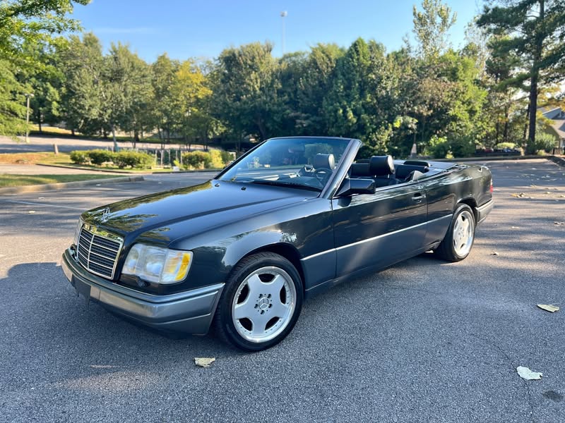 1994 Mercedes-Benz E-Class - E 320 Cabriolet 2D