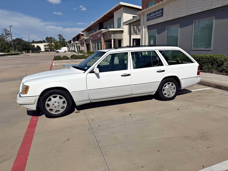 1995 Mercedes-Benz E-Class - E 320 Wagon 4D
