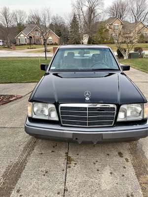 1995 Mercedes-Benz E-Class - E 320 Sedan 4D