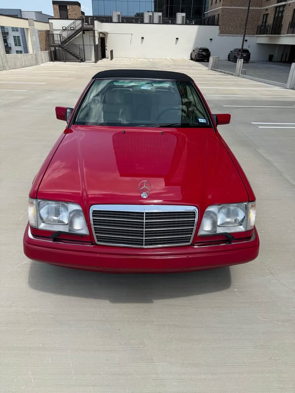 1994 Mercedes-Benz E-Class - E 320 Cabriolet 2D