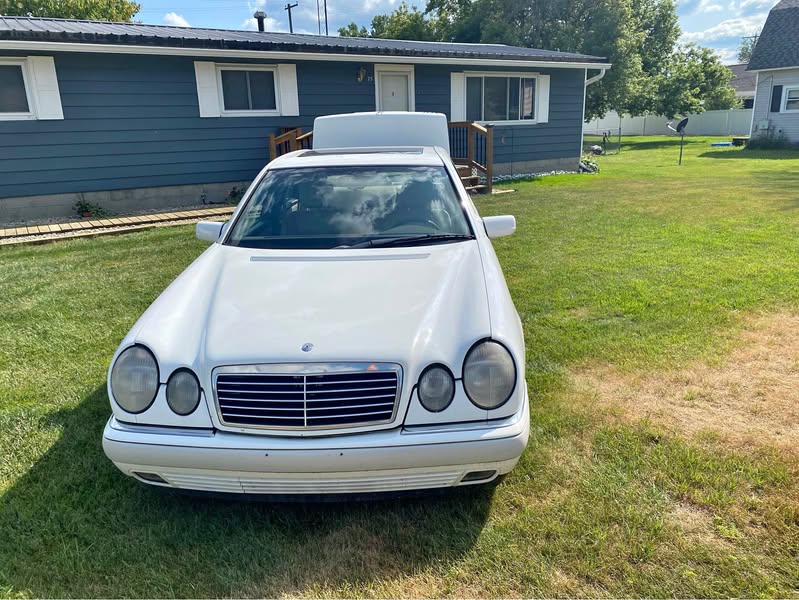 1997 Mercedes-Benz E-Class - E 320 Sedan 4D