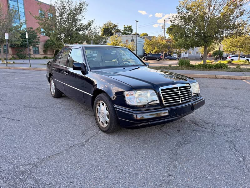 1995 Mercedes-Benz E-Class - E 320 Sedan 4D