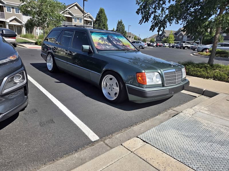 1994 Mercedes-Benz E-Class - E 320 Wagon 4D