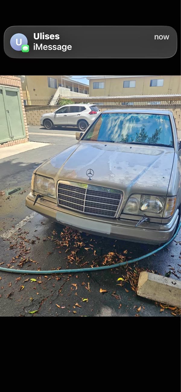 1994 Mercedes-Benz E-Class - E 320 AWD Sedan 4D