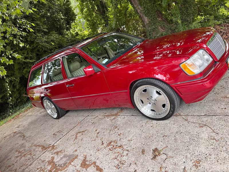 1995 Mercedes-Benz E-Class - E 320 Wagon 4D