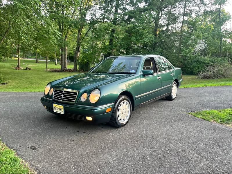 1997 Mercedes-Benz E-Class - E 300D Sedan 4D
