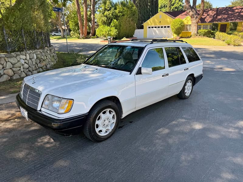 1994 Mercedes-Benz E-Class - E 320 Wagon 4D