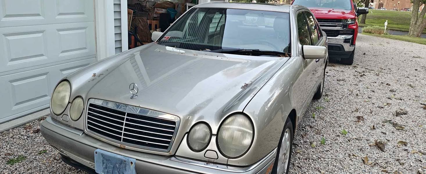 1997 Mercedes-Benz E-Class - E 320 Sedan 4D