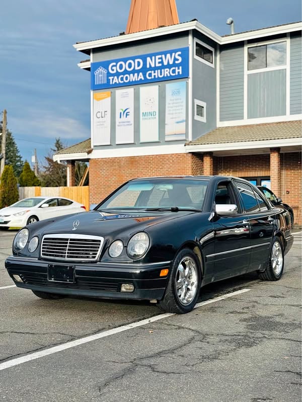 1997 Mercedes-Benz E-Class - E 320 Sedan 4D