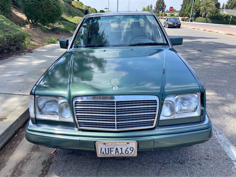 1995 Mercedes-Benz E-Class - E 300 Sedan 4D