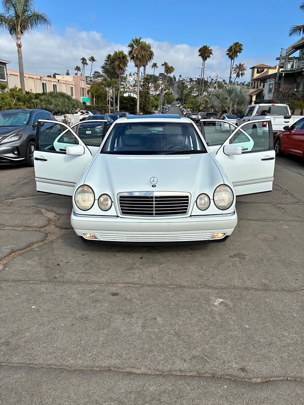 1997 Mercedes-Benz E-Class - E 320 Sedan 4D
