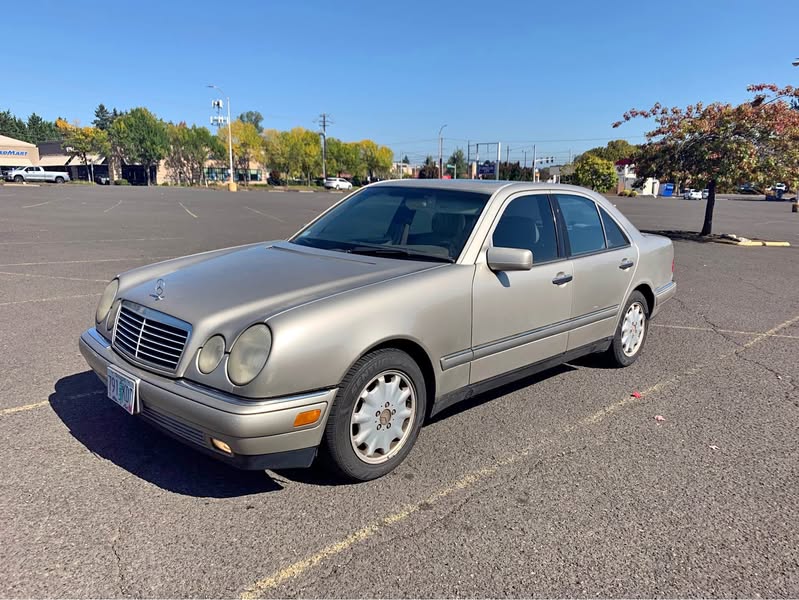 1997 Mercedes-Benz E-Class - E 300D Sedan 4D