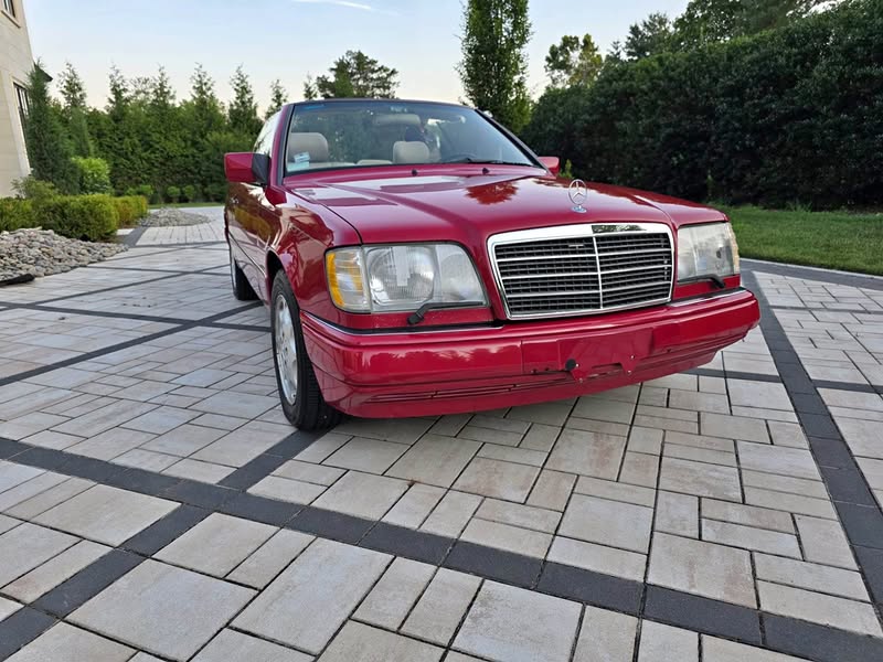 1995 Mercedes-Benz E-Class - E 320 Cabriolet 2D