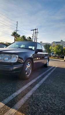 1995 Mercedes-Benz E-Class - E 320 4MATIC Sedan 4D