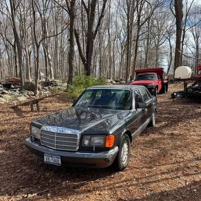 1990 Mercedes-Benz S-Class - 560 SEL