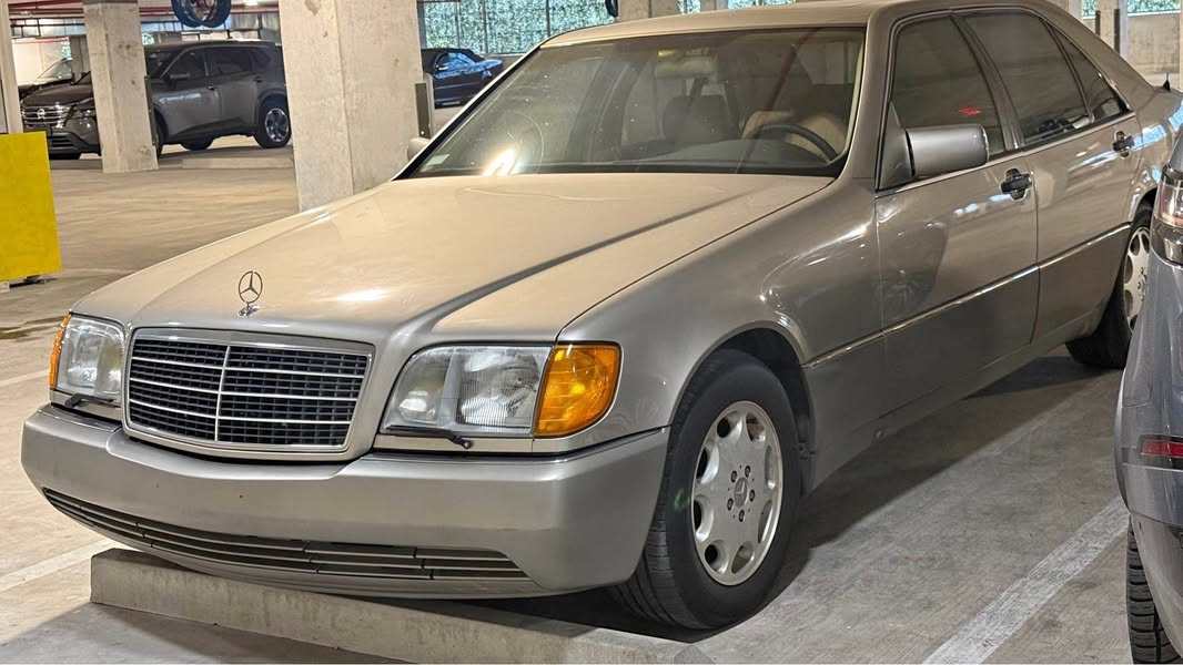 1994 Mercedes-Benz S-Class - S 420 Sedan 4D