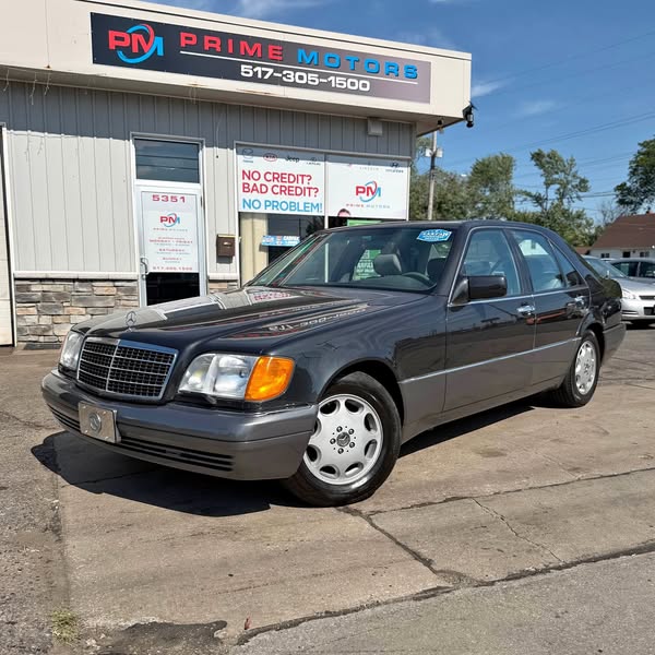 1994 Mercedes-Benz S-Class - S 320 Sedan 4D