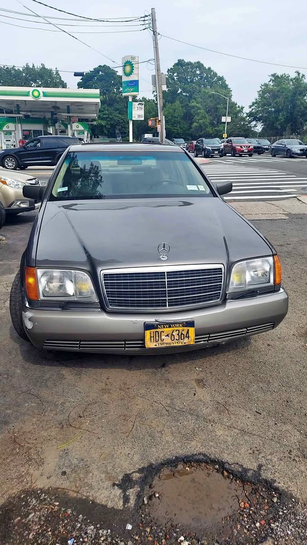 1994 Mercedes-Benz S-Class - S 420 Sedan 4D