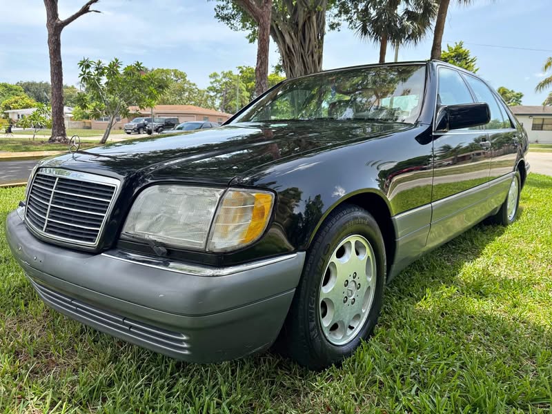 1995 Mercedes-Benz S-Class - S 420 Sedan 4D